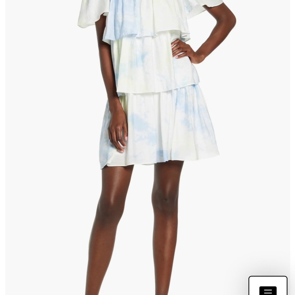 Tiered Ruffle Shift Dress - Picture 3 of 4